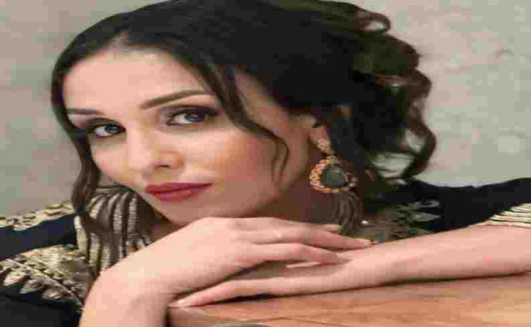 من هي الممثلة جليلة التلمسي ويكيبيديا عمرها