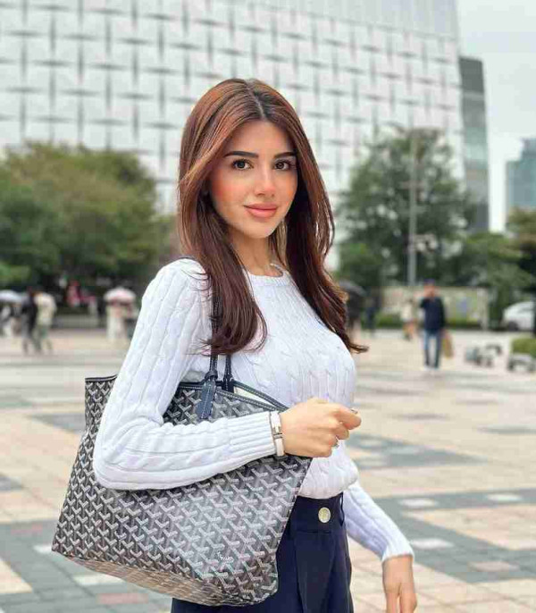 من هي سيدرا بيوتي السيرة الذاتية ويكيبيديا